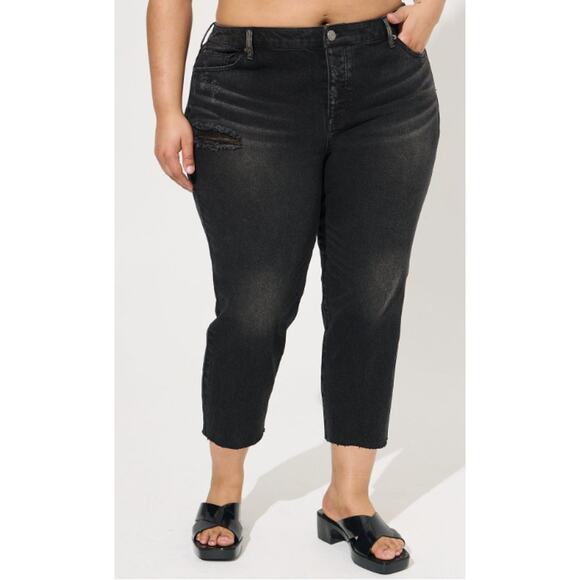 Torrid Crop Boyfriend Jean - Classic Denim Medium Wash, Anthracite, Size 24 - Picture 1 of 8